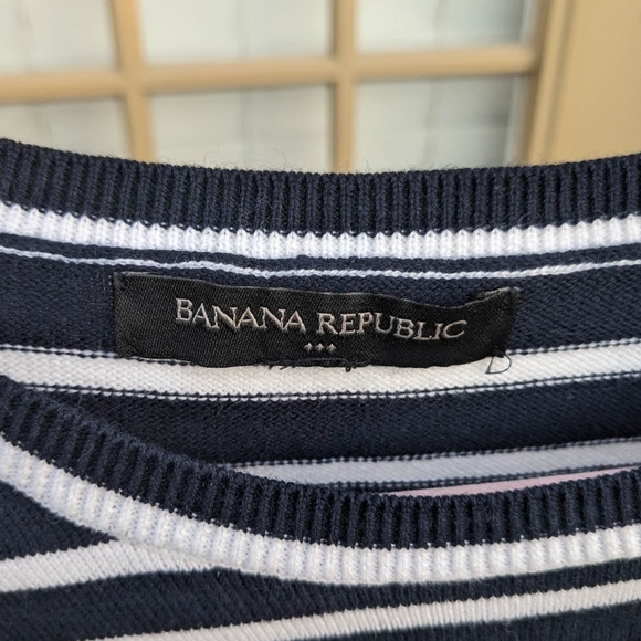 Top - Picture 2 of 4